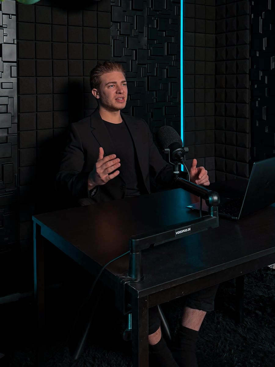 Aufnahme im Podcast-Studio