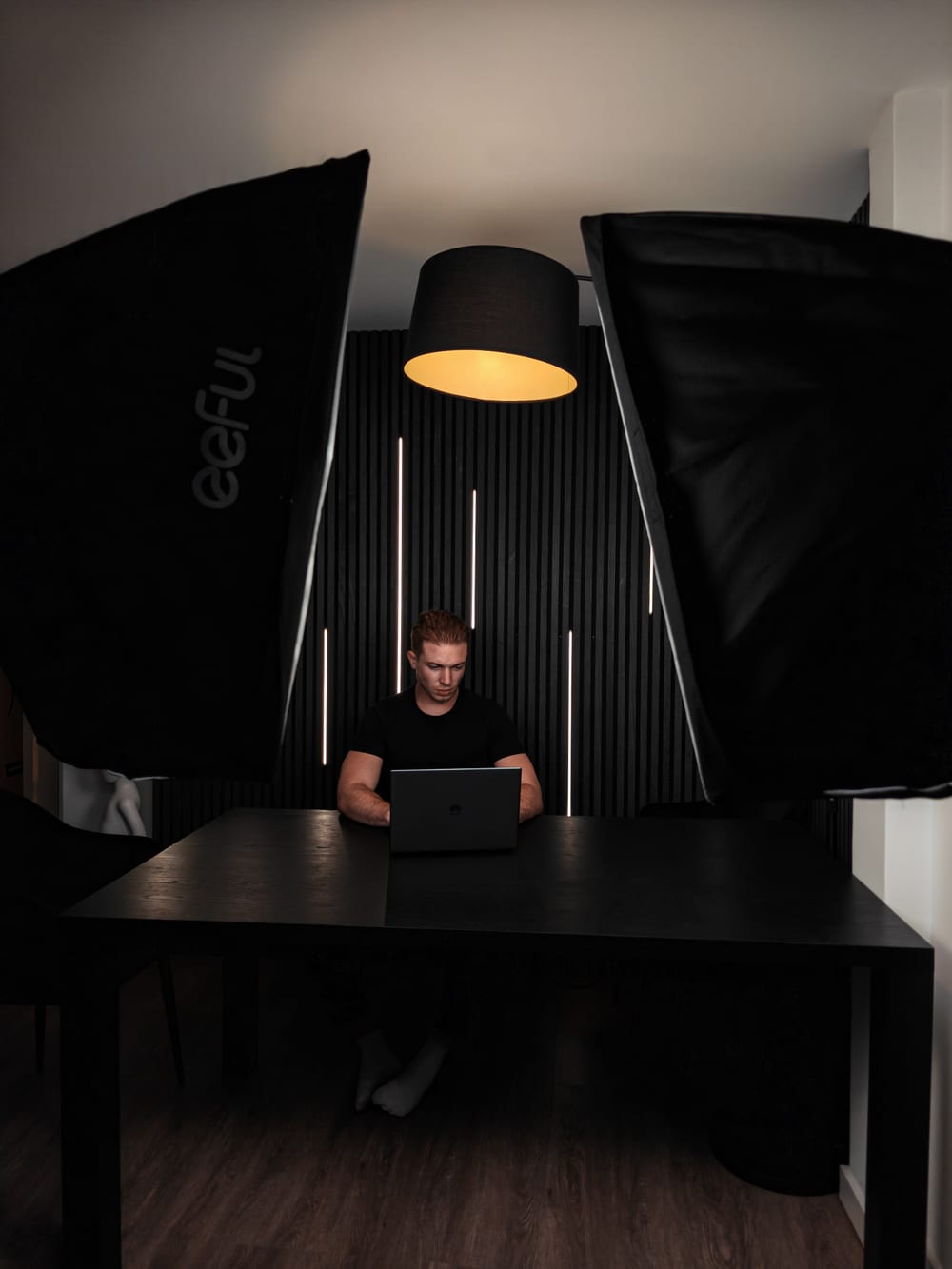 Arbeitsplatz im VAIGENCY-Büro